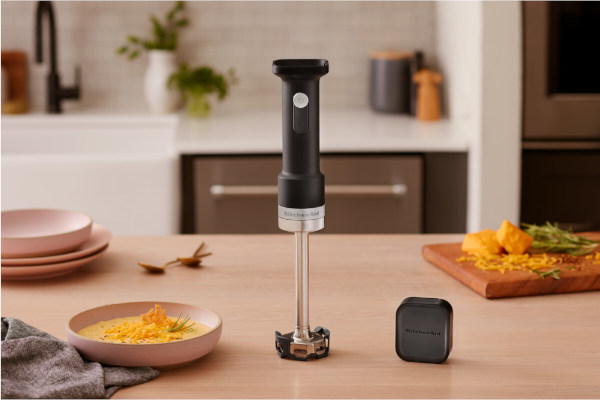 Bezprzewodowy blender ręczny z akcesoriami KitchenAid Seria Go 5KHBRV75BM